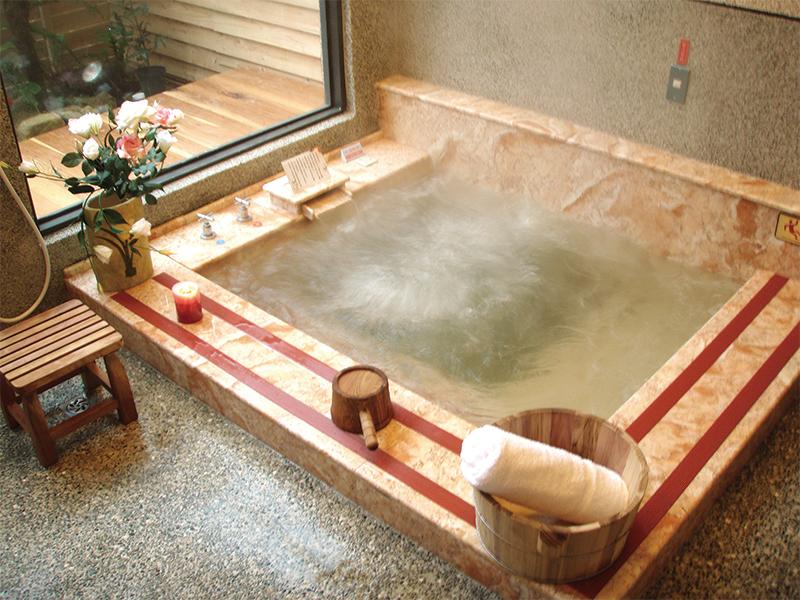 千霞園溫泉民宿